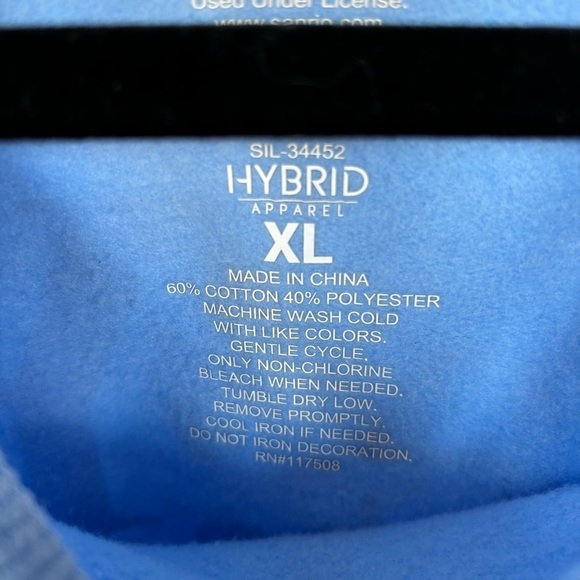 Hello Kitty and Friends by Sanrio Sweatshirt Size XL - Picture 3 of 5